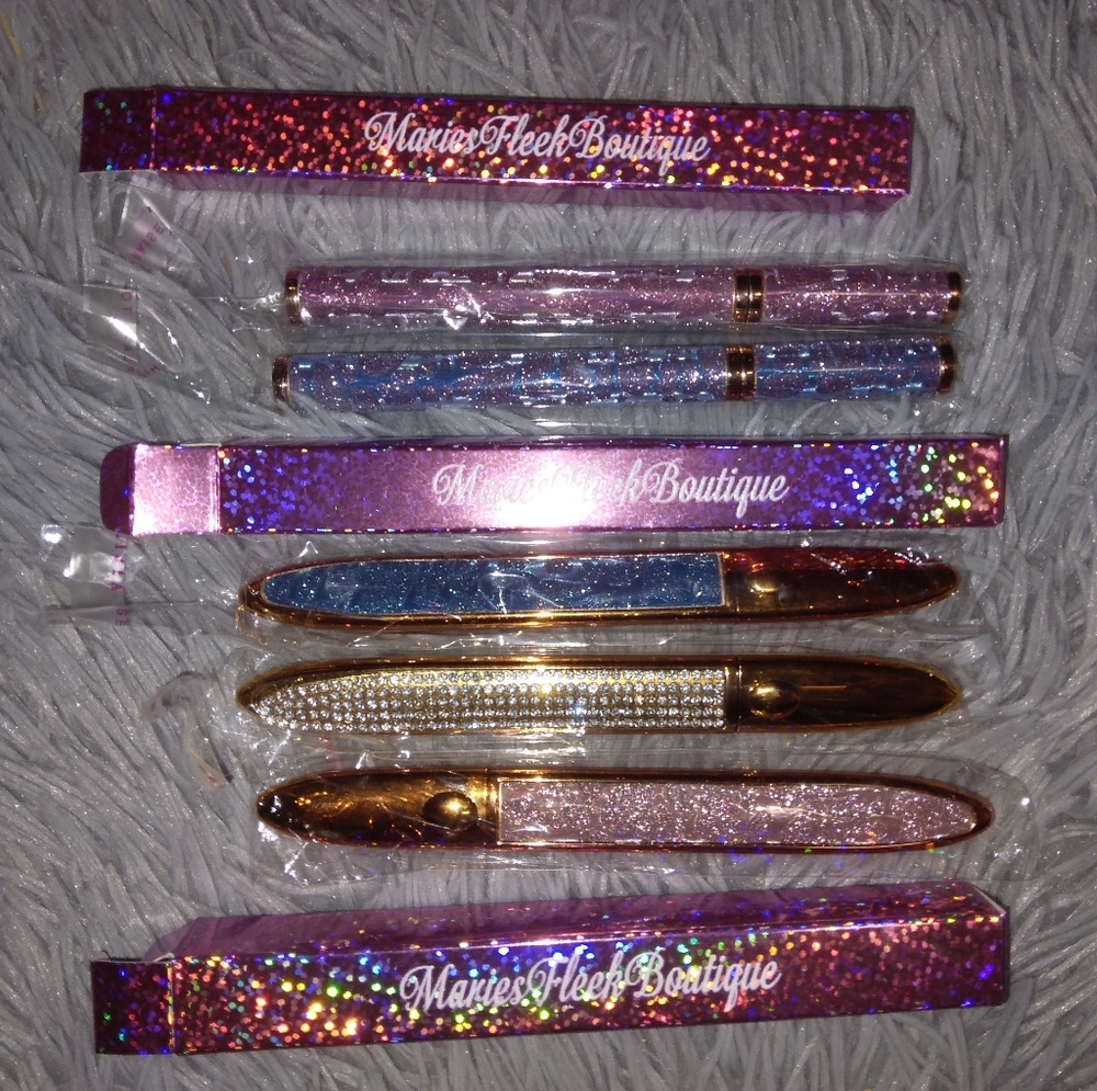 NEW 2in1 Black Eyeliner, and Lash adhesive